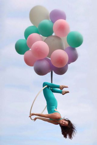 Michelle Balloons Silks